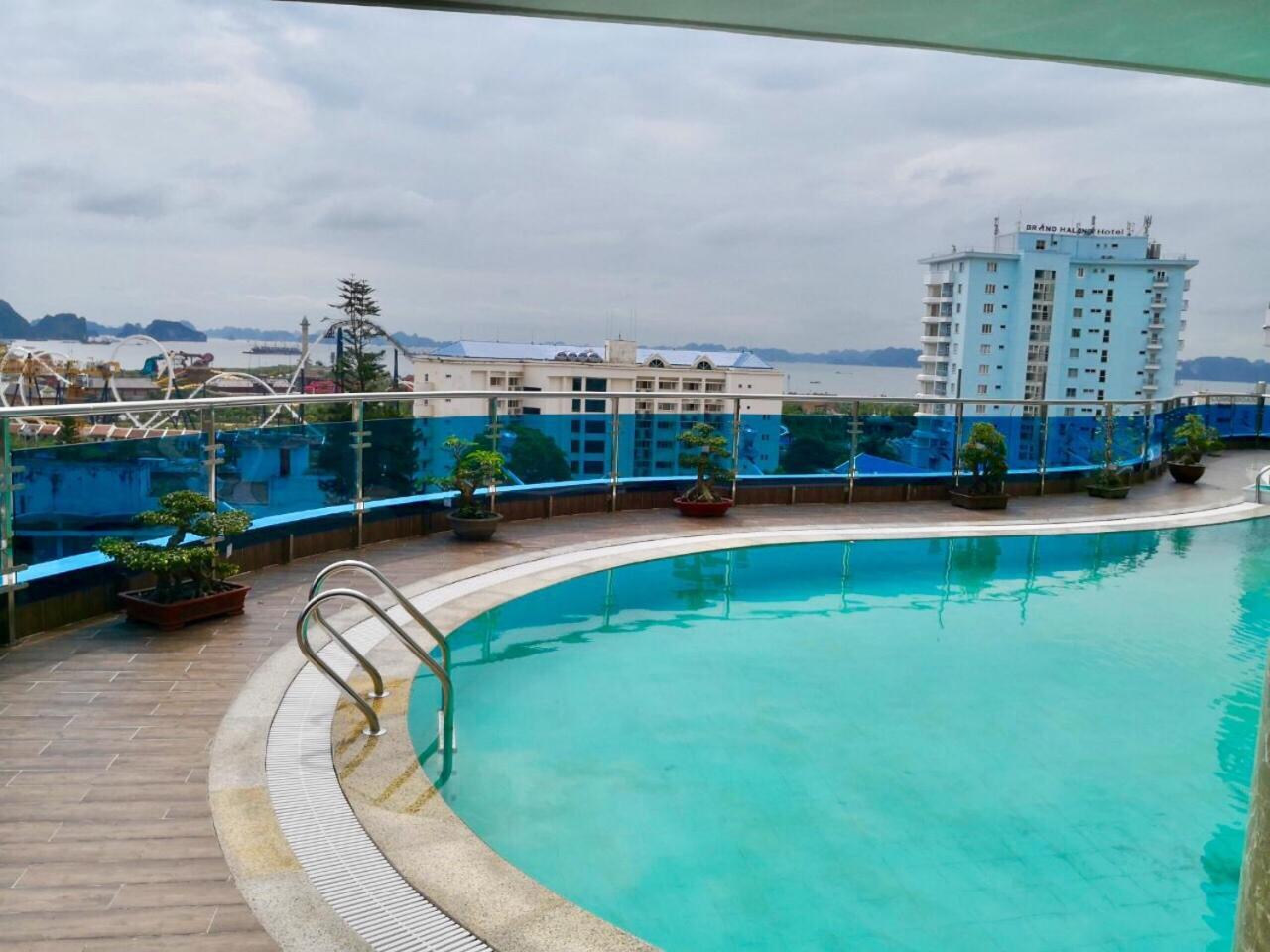 Relax Ha Long Hotel Exterior foto